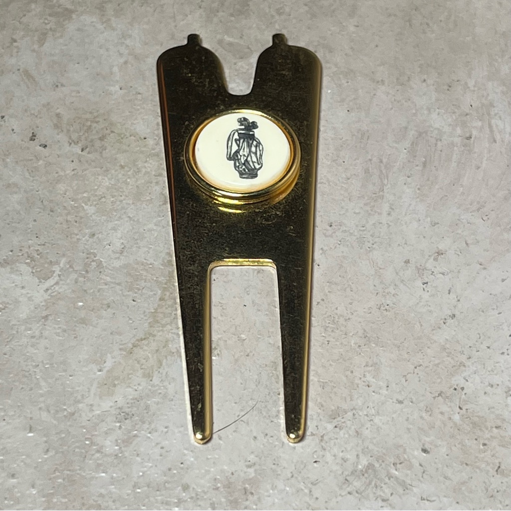 Barlow Gold Tone Golf Divot Tool